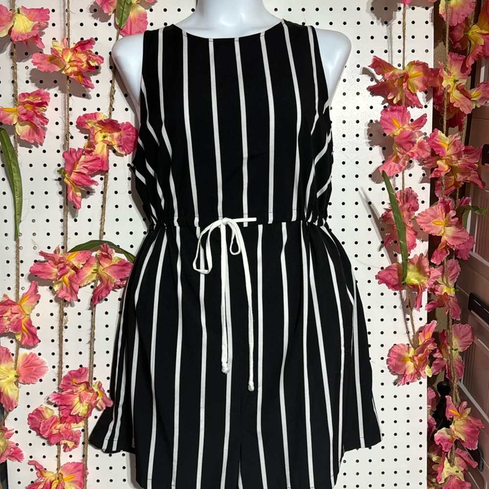 Gorgeous black and white stripped  shorts romper